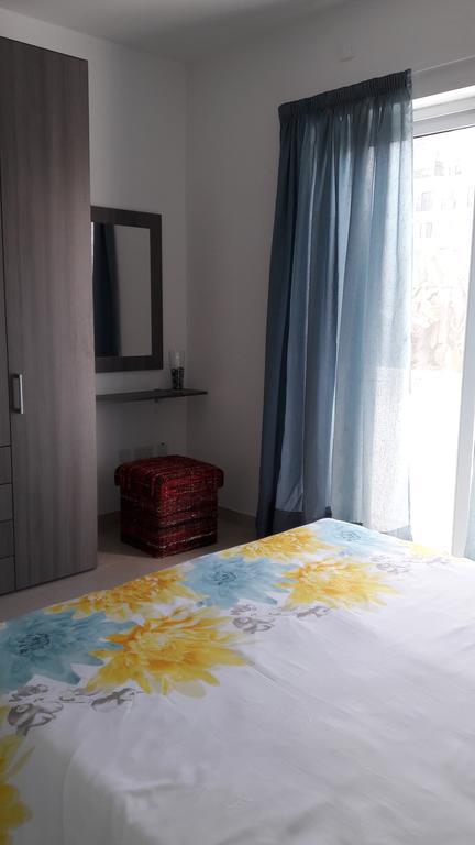 Blue Skies Apartment Marsaskala Ngoại thất bức ảnh